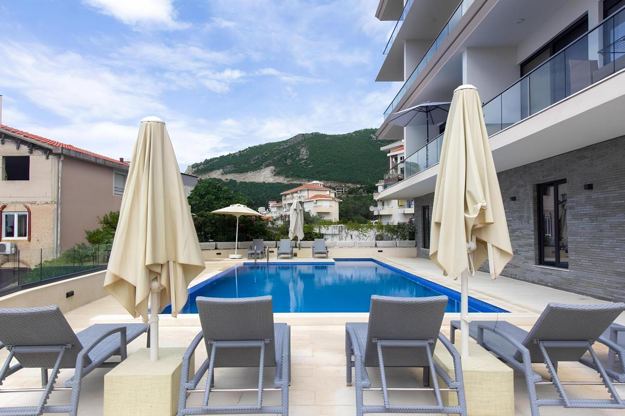 Adriatic Apartments Budva Buitenkant foto