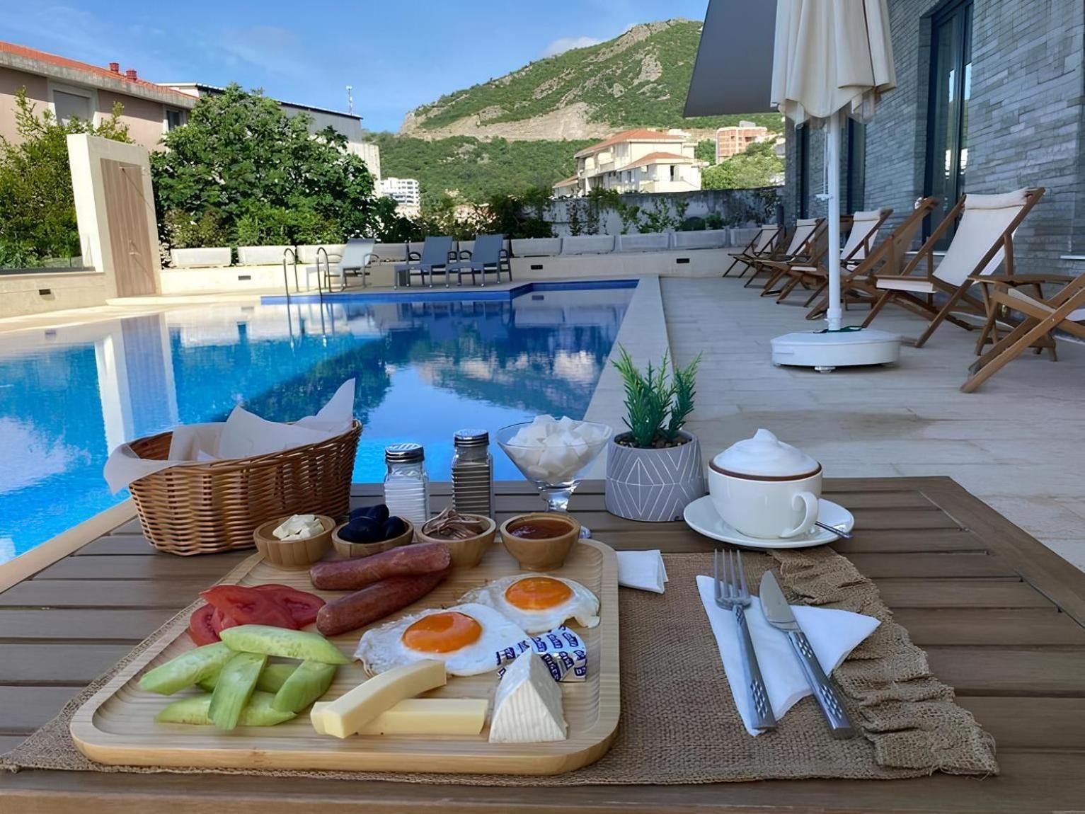 Adriatic Apartments Budva Buitenkant foto