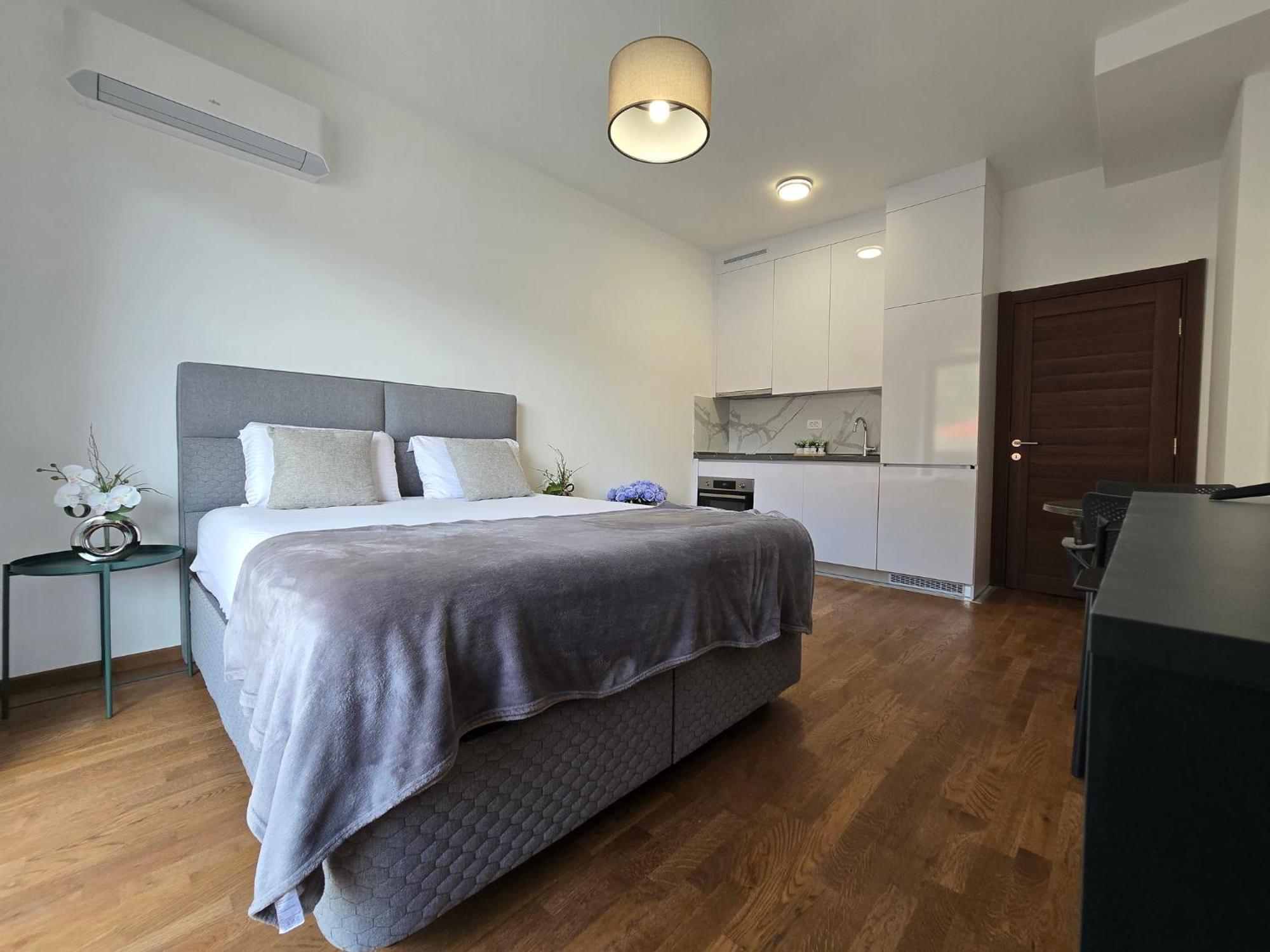 Adriatic Apartments Budva Buitenkant foto